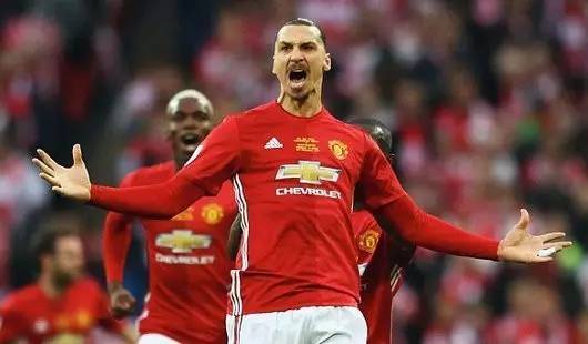 高度紧张的 高度紧张的